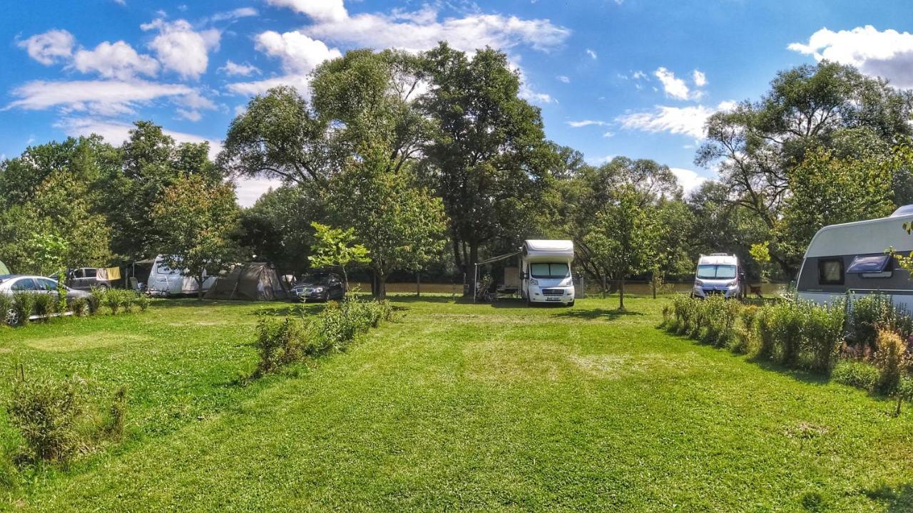 Camping Prima Týn nad Vltavou Extérieur photo
